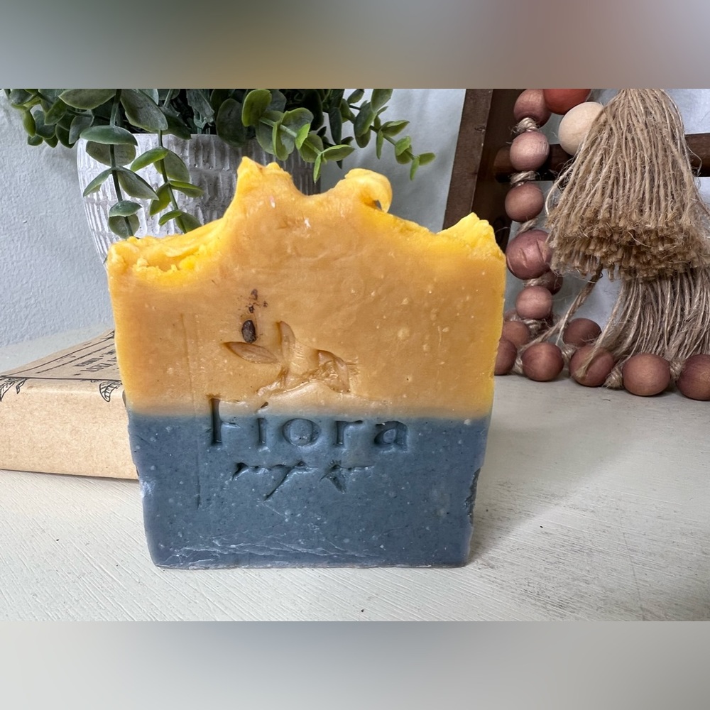 Brand New-Fíora Soap Co Homemade Soap-Country Zest